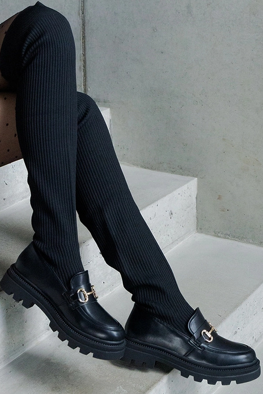 Botas negras con caña elástica y...