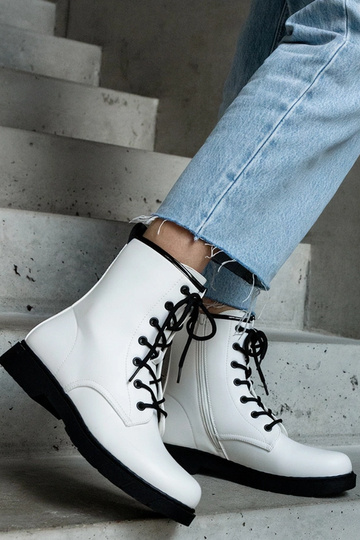 Botas blancas aislantes de... 2