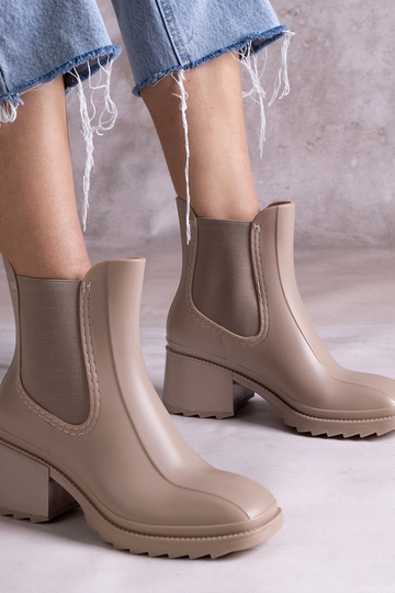 Botas de goma beige con...