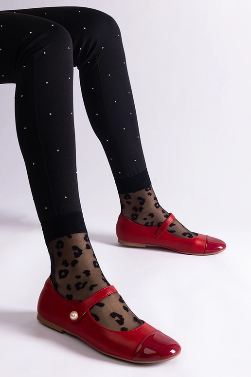 Bailarinas de charol rojo con cierre... Bailarinas de charol rojo con cierre...