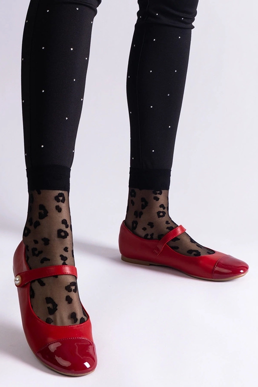 Bailarinas de charol rojo con cierre... Bailarinas de charol rojo con cierre...