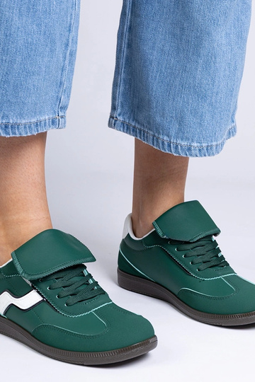 Zapatillas deportivas de mujer verdes bajas con cordones Edelmira