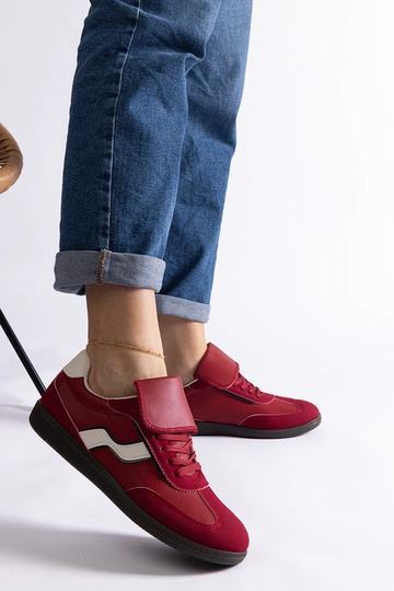 Zapatillas bajas rojas con...