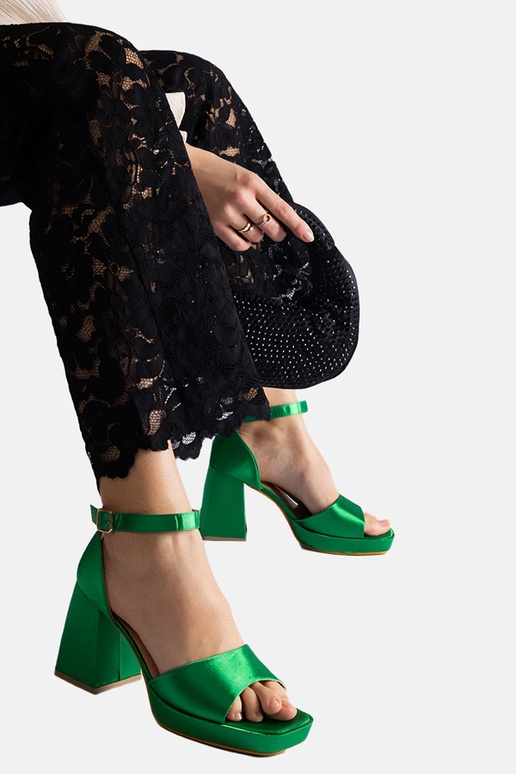 Sandalias de tacón grueso de satén...