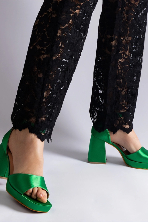 Sandalias de tacón grueso de satén...