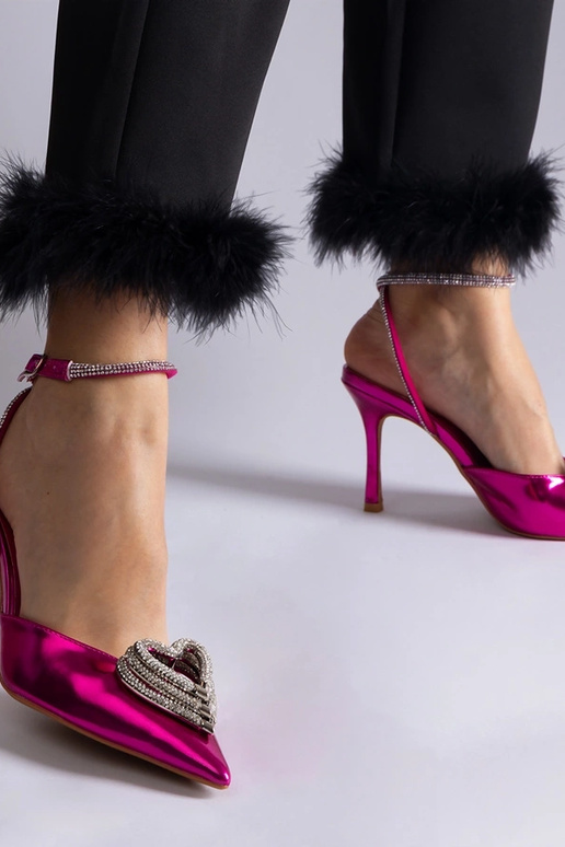 Zapatos de salón abiertos en color...