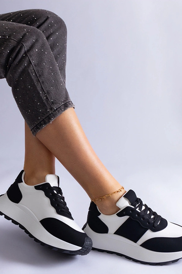 Zapatillas de plataforma...