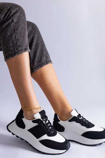 Zapatillas de plataforma... 2