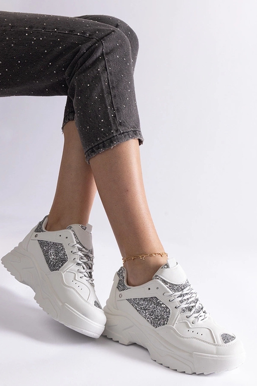 Zapatillas blancas de mujer con...