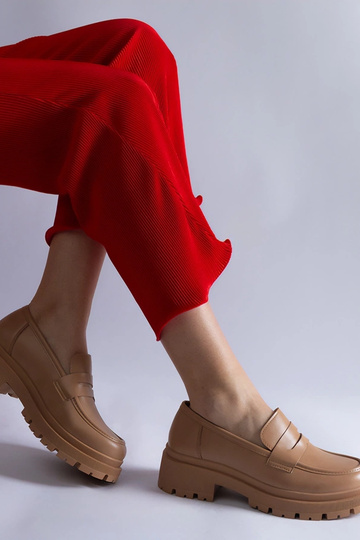 Mocasines beige oscuro de ecopiel Fiorenza 2