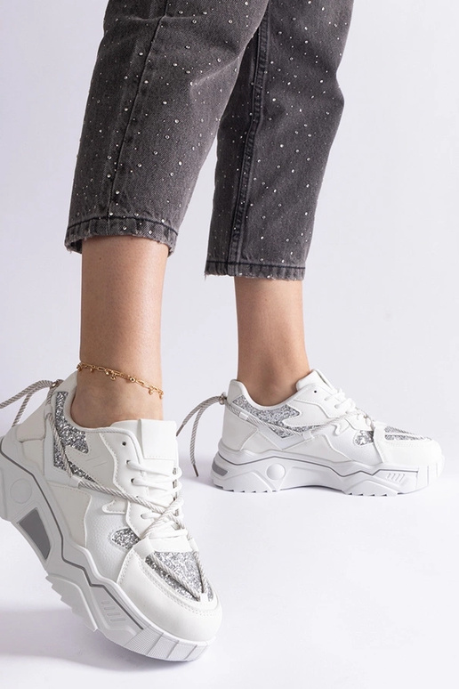 Zapatillas blancas de mujer con...