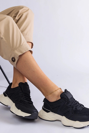 Zapatillas deportivas... 2