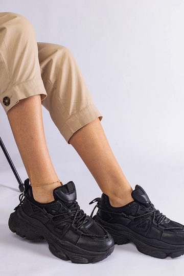 Zapatillas deportivas... 2