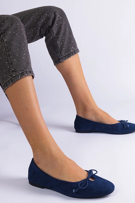 Bailarinas azul marino con lazo... Bailarinas azul marino con lazo...