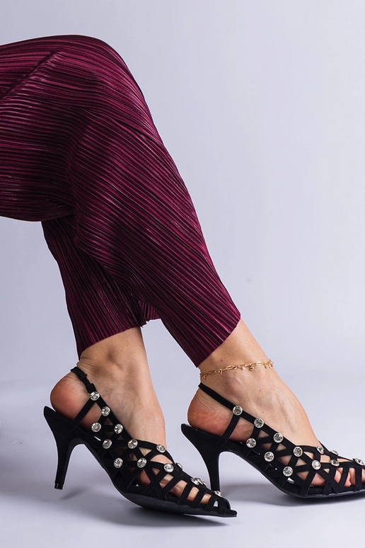 Sandalias negras trenzadas con...