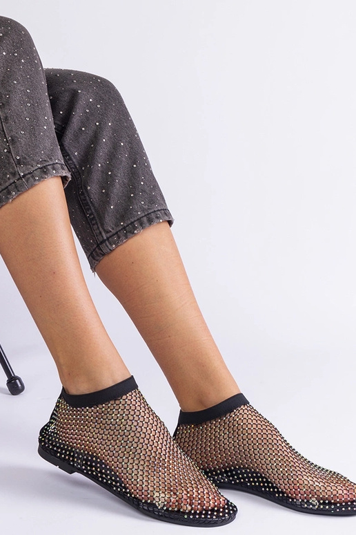 Sandalias negras de rejilla con...