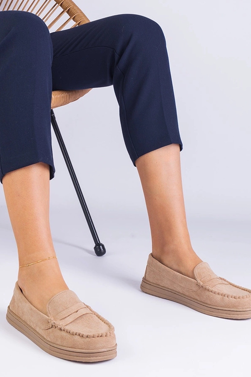 Zapatos de mujer color arena de ante...