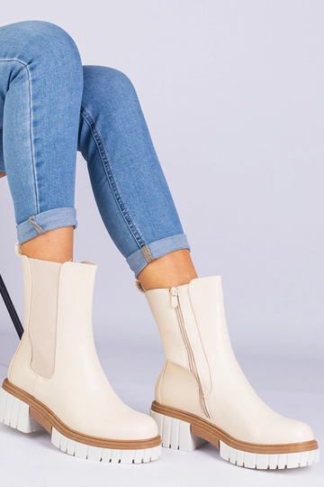 Botines beige de piel...