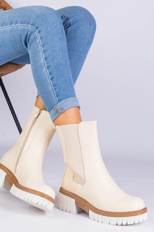 Botines beige de piel sintética Tantala