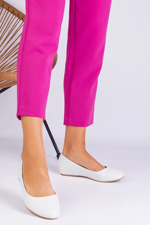 Bailarinas blancas con cuña oculta... Bailarinas blancas con cuña oculta...