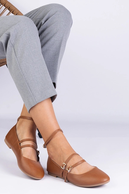 Bailarinas de piel sintética marrón... Bailarinas de piel sintética marrón...