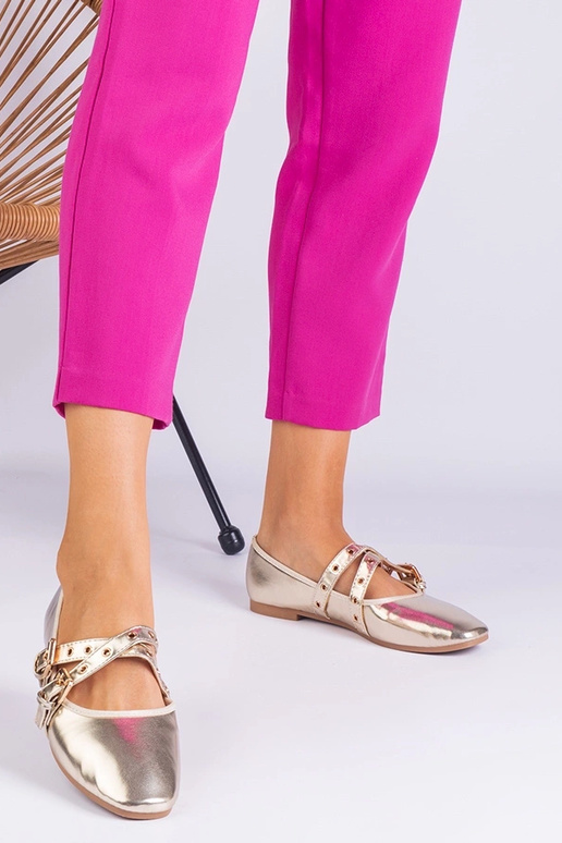 Bailarinas doradas de piel sintética... Bailarinas doradas de piel sintética...