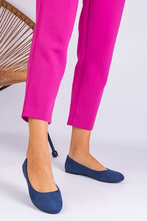 Bailarinas de mujer azul marino con... Bailarinas de mujer azul marino con...