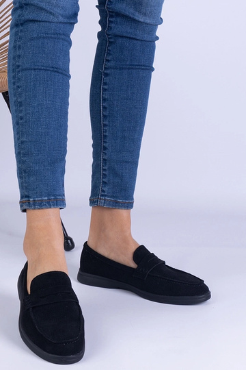 Mocasines clásicos negros... 2