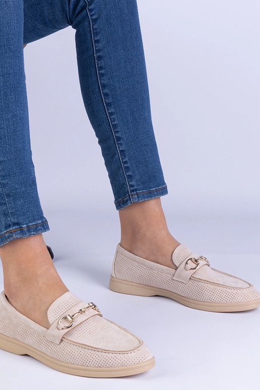 Zapatos de ante sintético color arena...