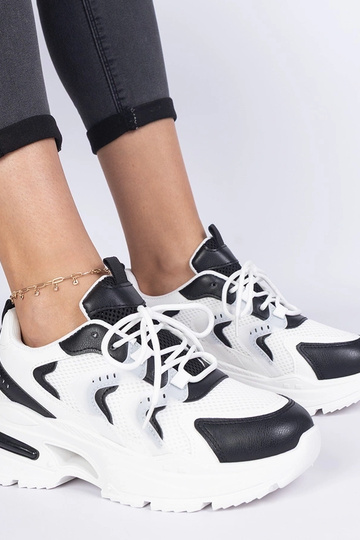 Zapatillas deportivas blanco y negro de mujer Lamula