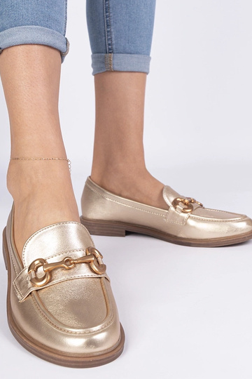 Mocasines dorados para mujer con adornos dorados Selanos