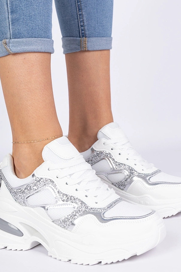 Zapatillas blancas para mujer decoradas con purpurina Sandoria 2