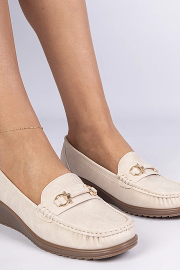 Mocasines crema para mujer en cuña Sambada 2