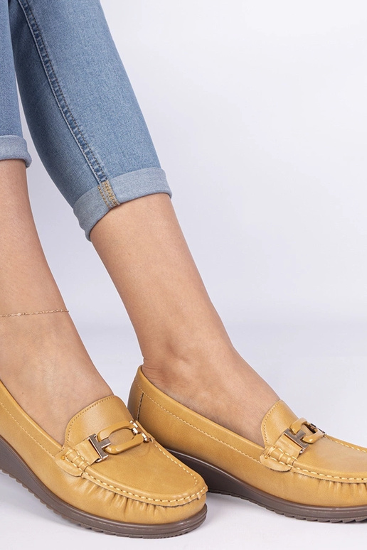 Mocasines amarillos para mujer en... Mocasines amarillos para mujer en...