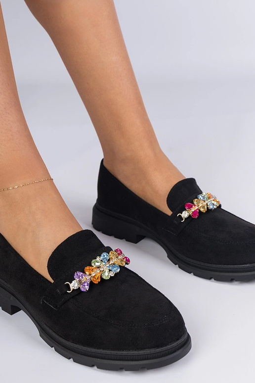 Mocasines negros de mujer adornados... Mocasines negros de mujer adornados...