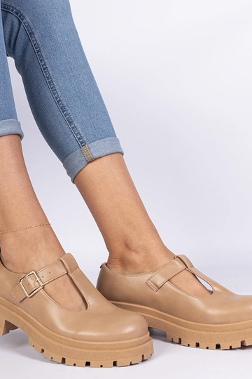 Zapatos con plataforma de...