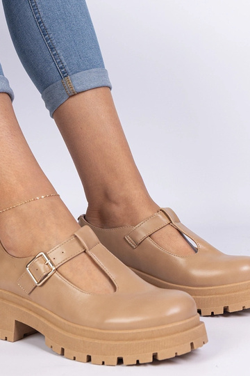 Zapatos con plataforma de... 2