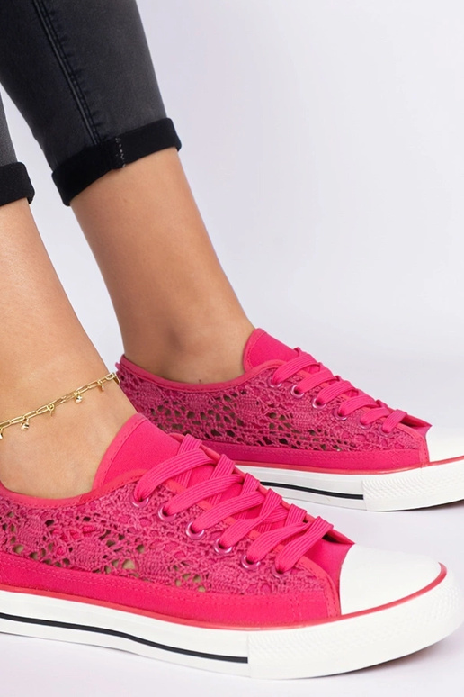 Zapatillas rosas para mujer caladas Saha