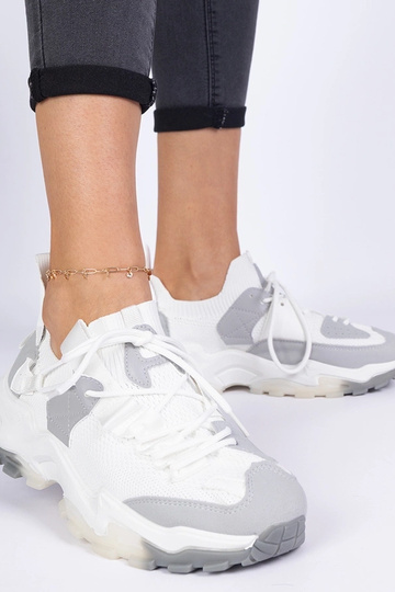 Zapatillas de mujer blancas con caña tipo calcetín Milada