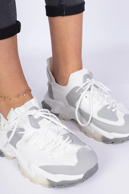 Zapatillas de mujer blancas con caña...