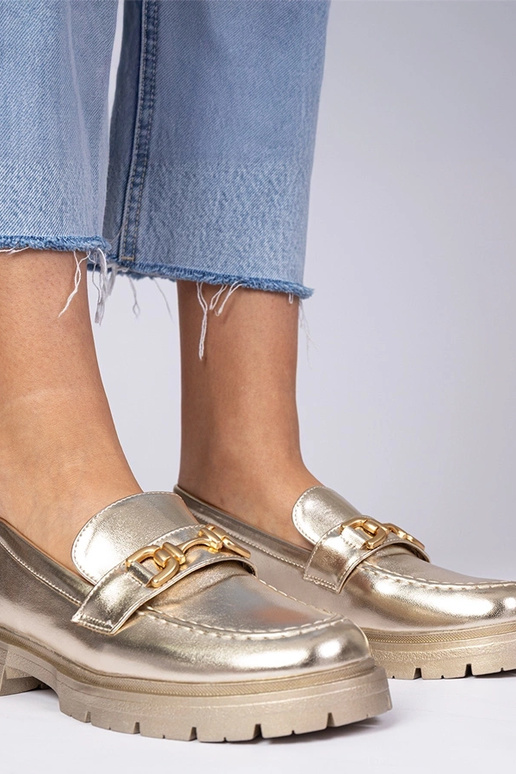 Mocasines elegantes dorados de piel... Mocasines elegantes dorados de piel...