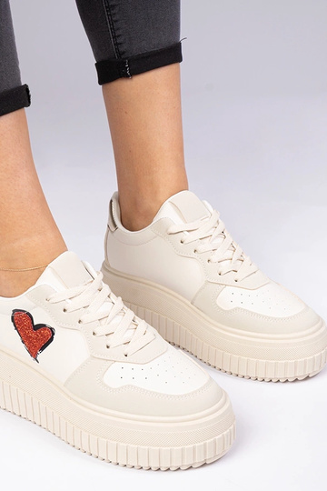 Zapatillas deportivas beige de mujer con corazón de purpurina Laira