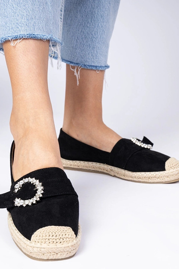 Espadrilles negras decoradas con circonitas Maruta