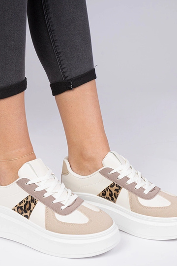 Zapatillas marrones en plataforma Mishel