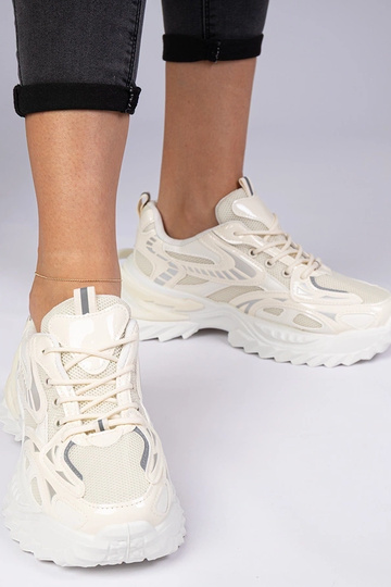 Zapatillas deportivas beige de suela masiva Lirata