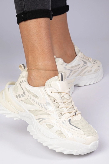 Zapatillas deportivas beige de suela masiva Lirata 2