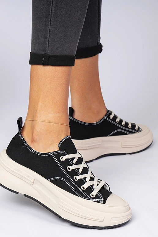 Zapatillas negras de material para...