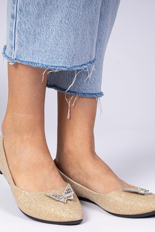 Bailarinas doradas para dama con... Bailarinas doradas para dama con...