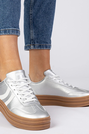 Zapatillas deportivas damas plateadas en plataforma Melly 2