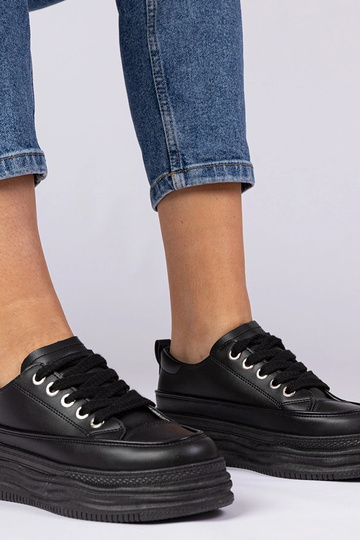 Trampas altas negras para...